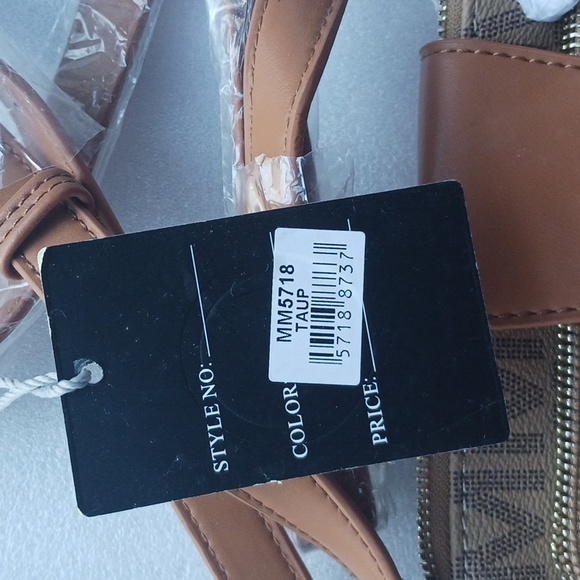 Milan Imports Crossbody - Picture 3 of 4